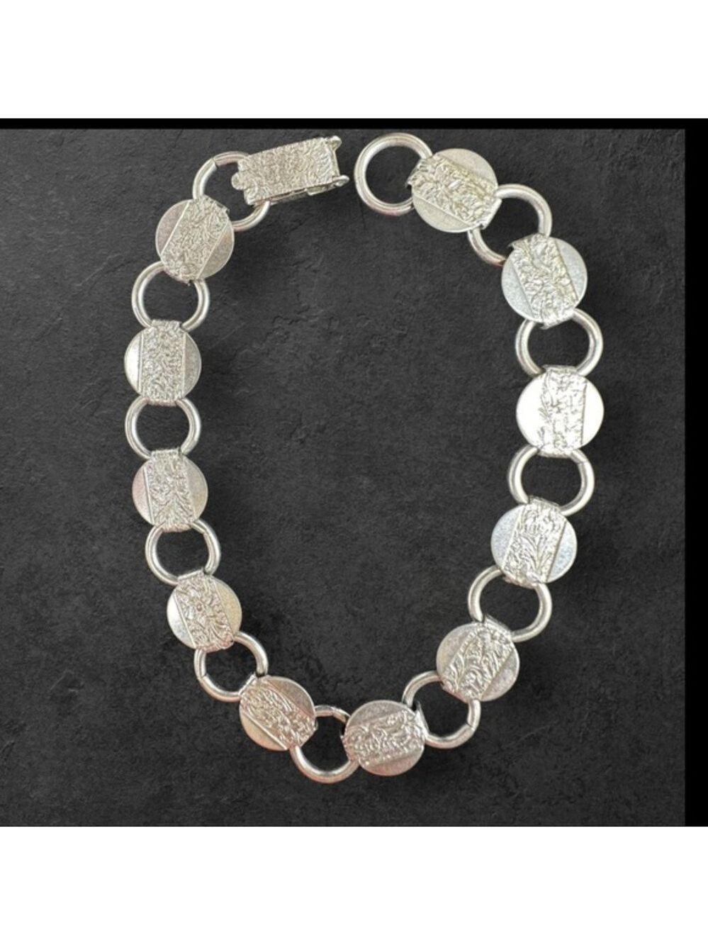 Vintage sarah coventry Silver Tone bracelet